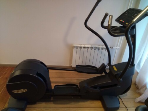 trenazhernyj-zal-avangard